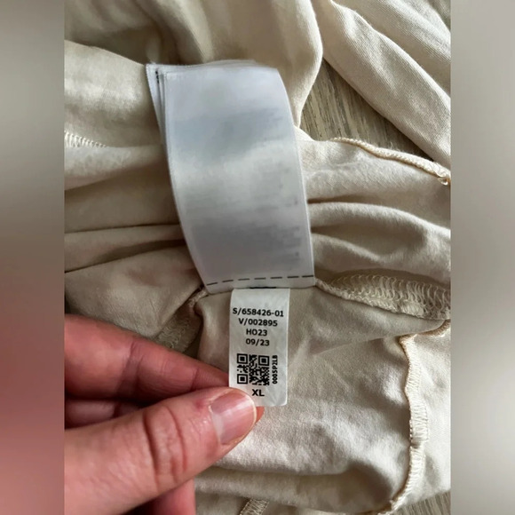 Athleta Girl Perfect Top Chantilly Cream - Size XL (14) - Picture 7 of 9